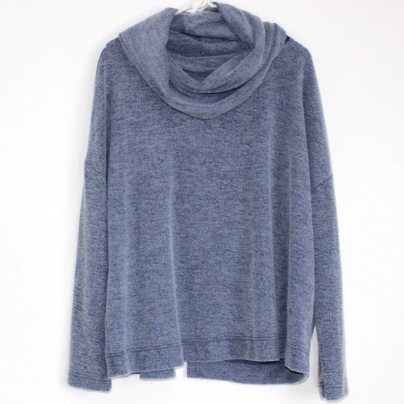 Z Supply | NWT Black Iris Fleece Scallop Breakaway Back Cowl Neck Sweater Top S - Picture 2 of 4